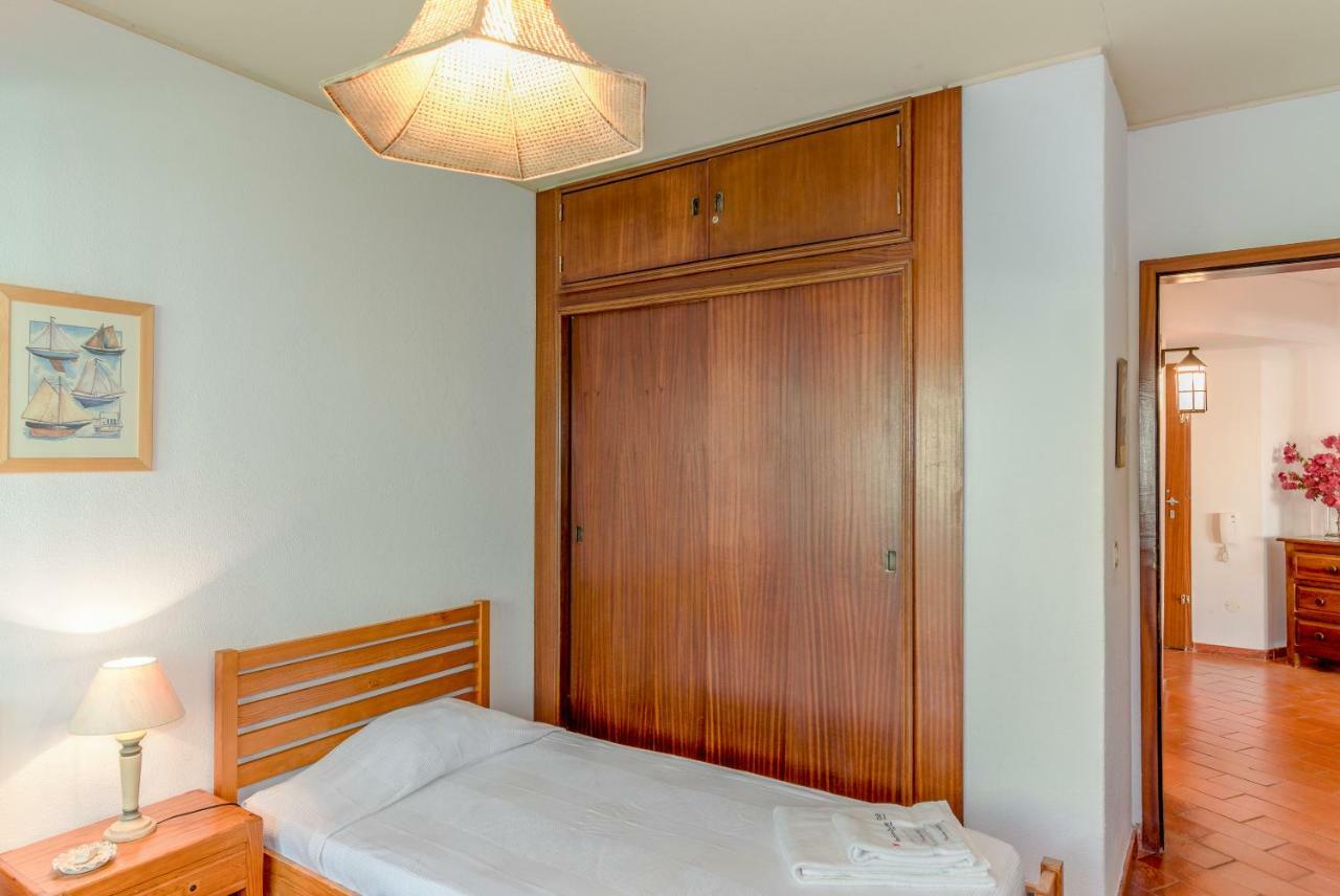 Flh Armacao De Pera Beach Apartment Bagian luar foto